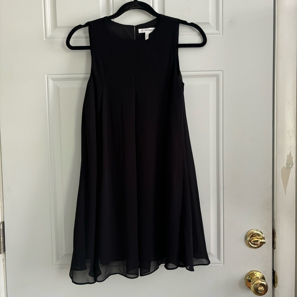 ❤️2/$15 or 3/$21❤️ BCBG Generation Black Sheer Pleated Dress, Size XXS